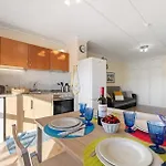 公寓 Becas House *