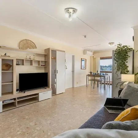 Becas House * بورتيماو