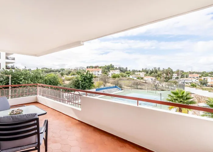 Apartment Becas House