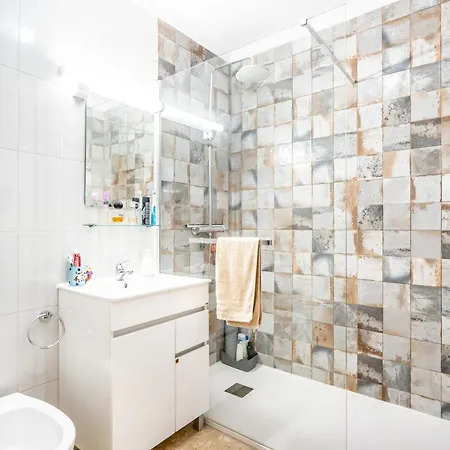 Becas House بورتيماو